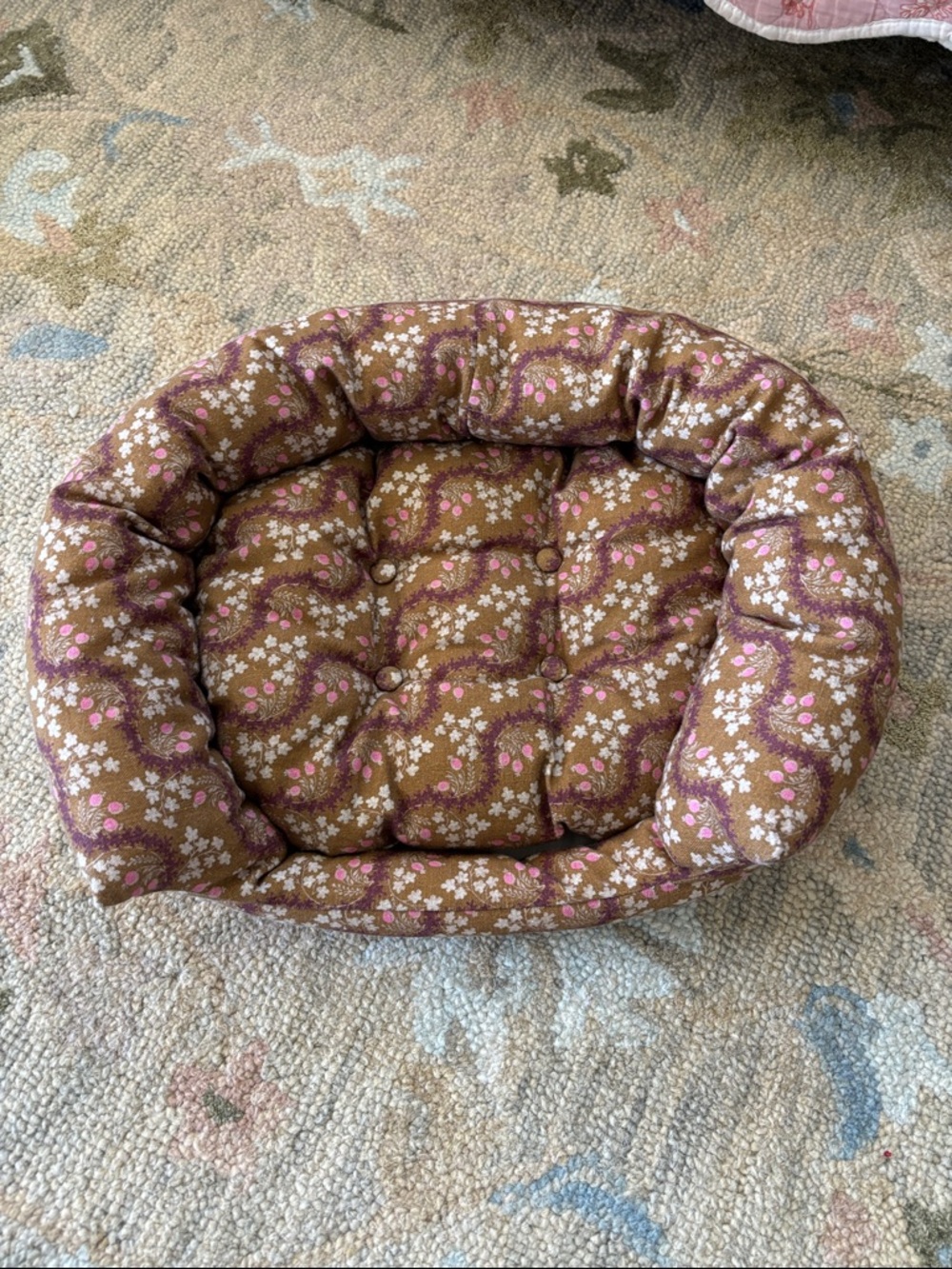 Tufted Small Breed Dog Bed - Picture 2 of 6